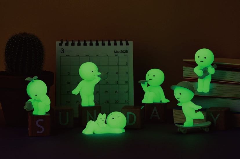 SMISKI Sunday Series - Collector Shelf Charm